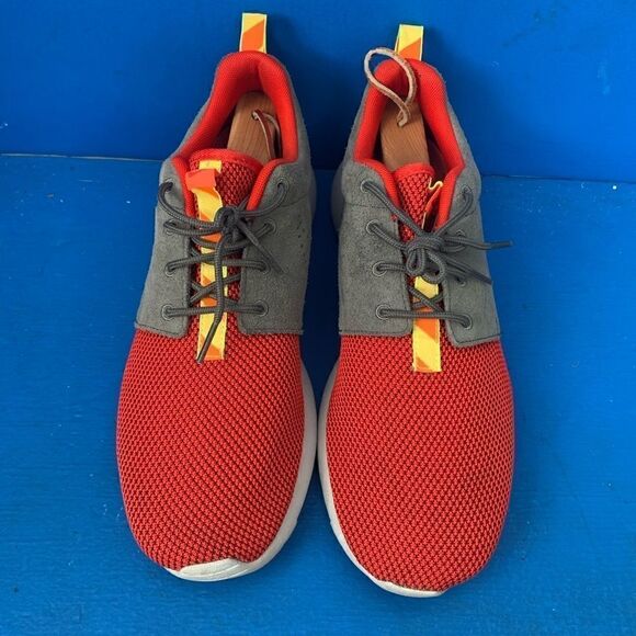 Nike Men's Roshe Run One Red/Grey Sz US 9 511881-608 Running Shoes - Picture 4 of 8